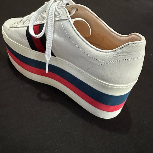 GUCCI SNEAKERS - Picture 7 of 12